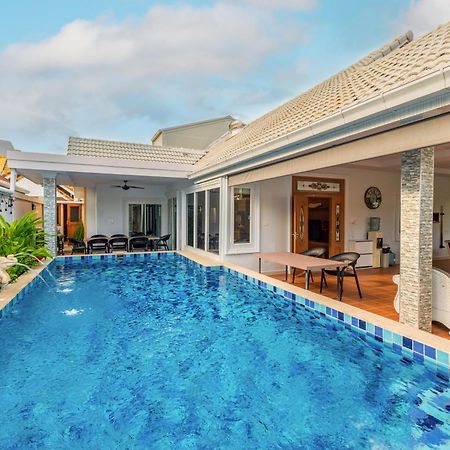 Pattaya Private Villa - Pool,Sauna,Snooker,Bbq Екстериор снимка
