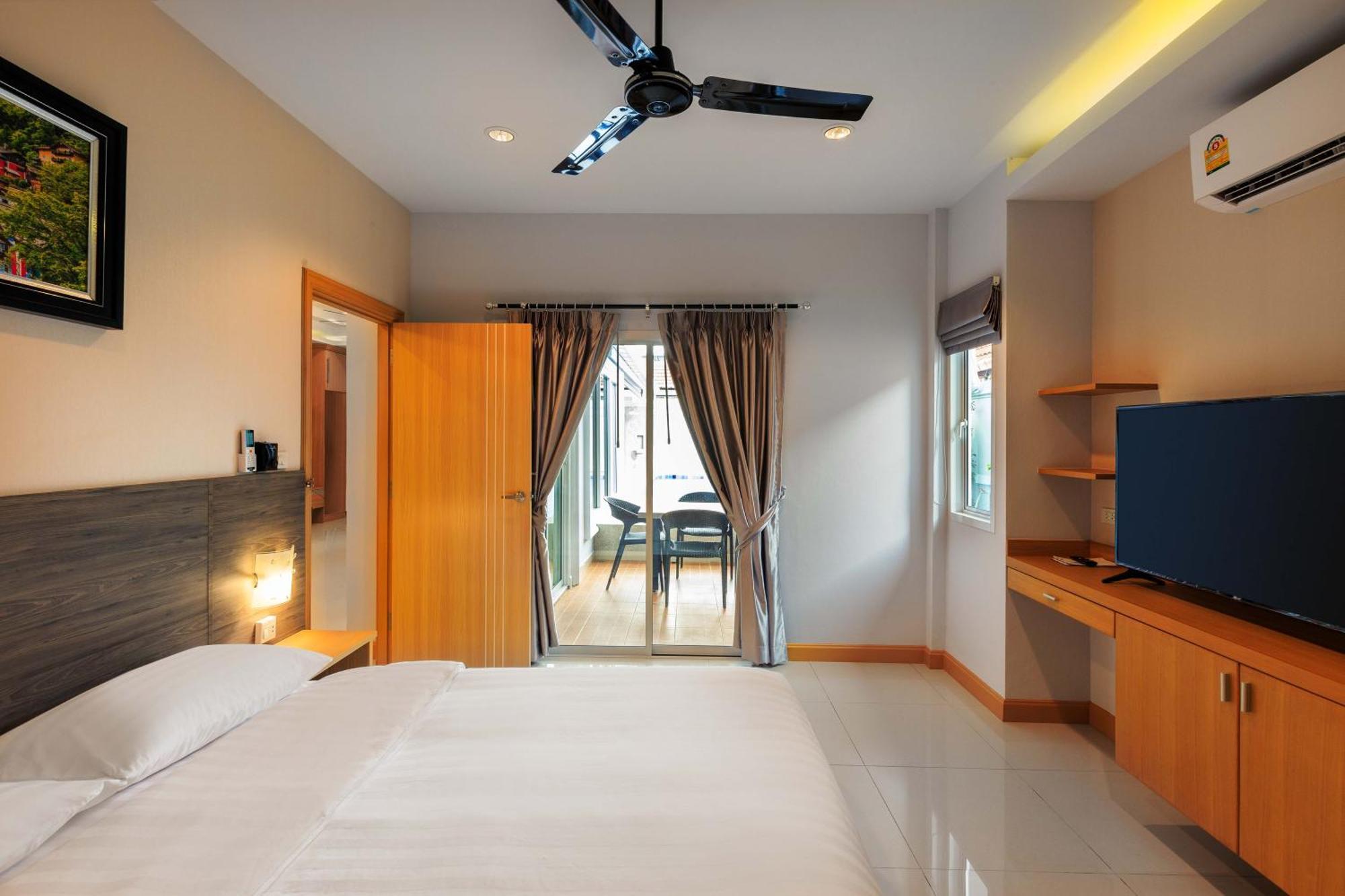 Pattaya Private Villa - Pool,Sauna,Snooker,Bbq Екстериор снимка