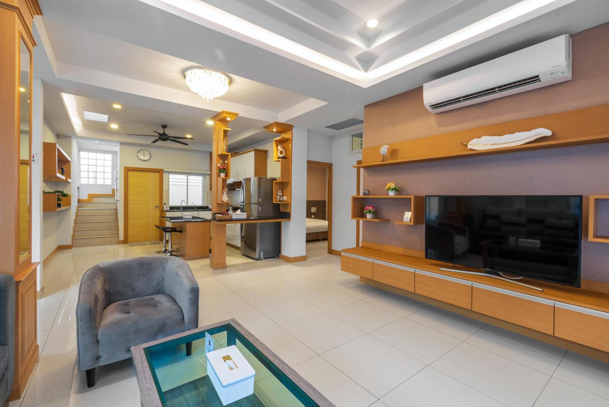 Pattaya Private Villa - Pool,Sauna,Snooker,Bbq Екстериор снимка