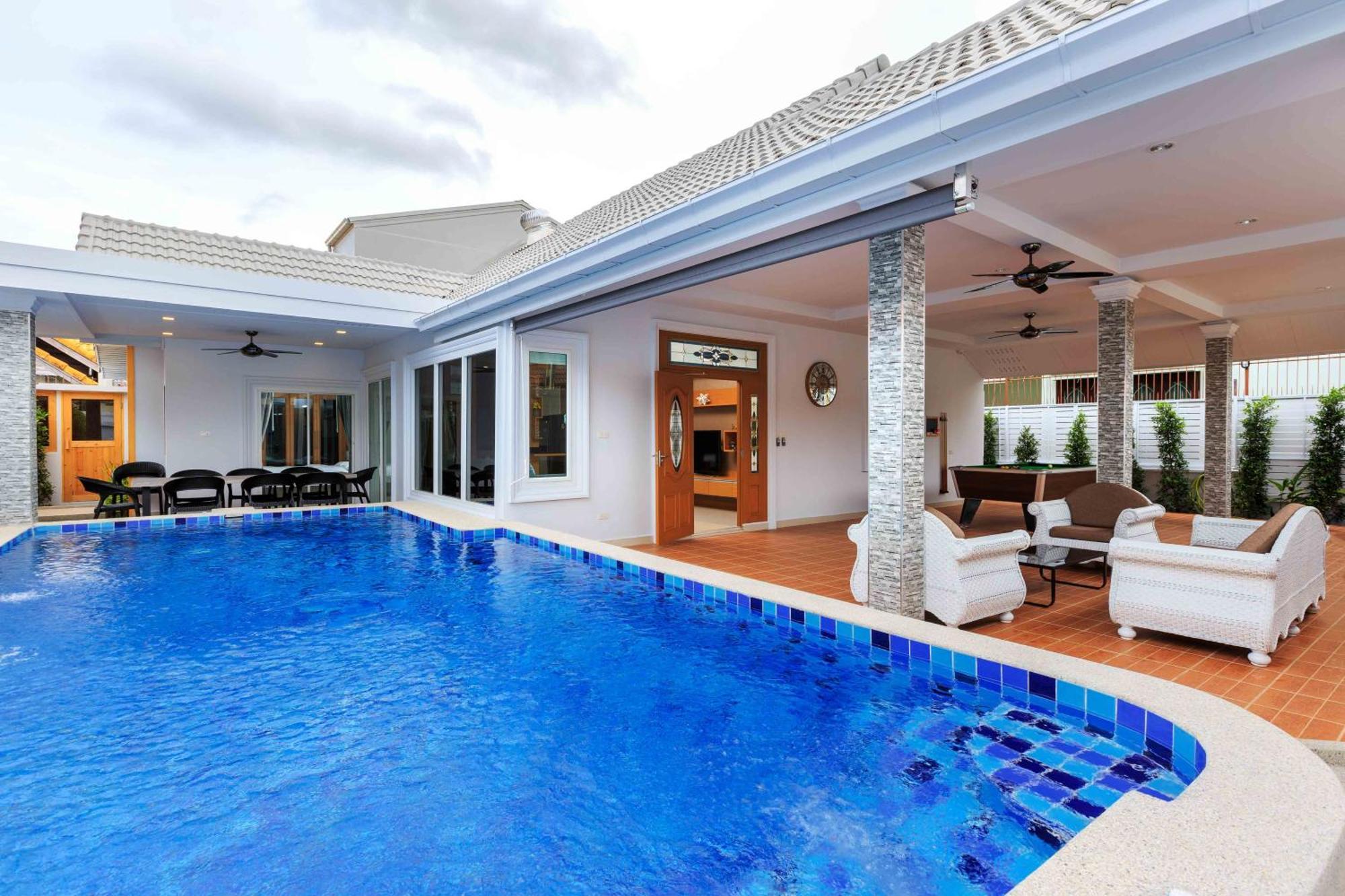 Pattaya Private Villa - Pool,Sauna,Snooker,Bbq Екстериор снимка