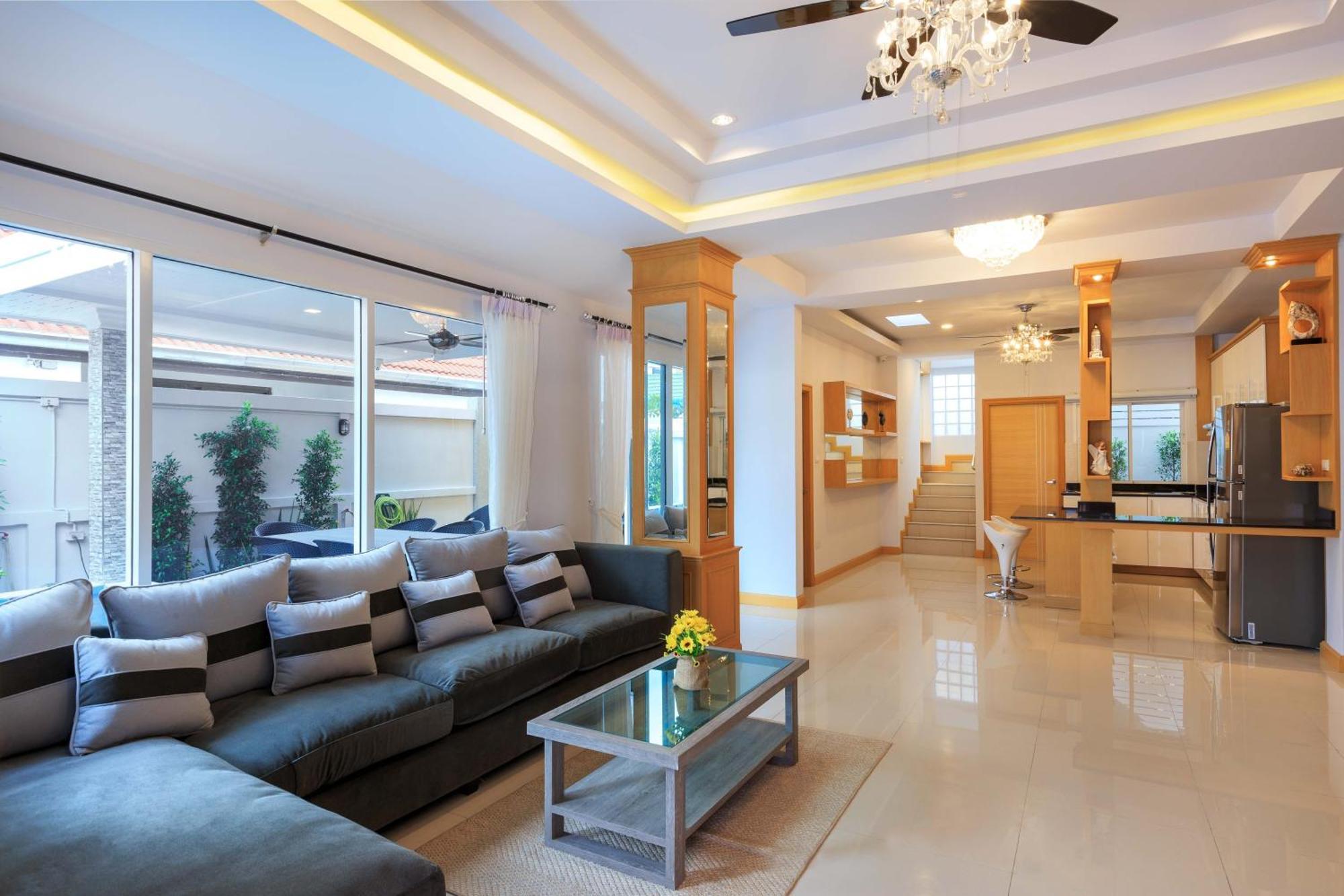 Pattaya Private Villa - Pool,Sauna,Snooker,Bbq Екстериор снимка