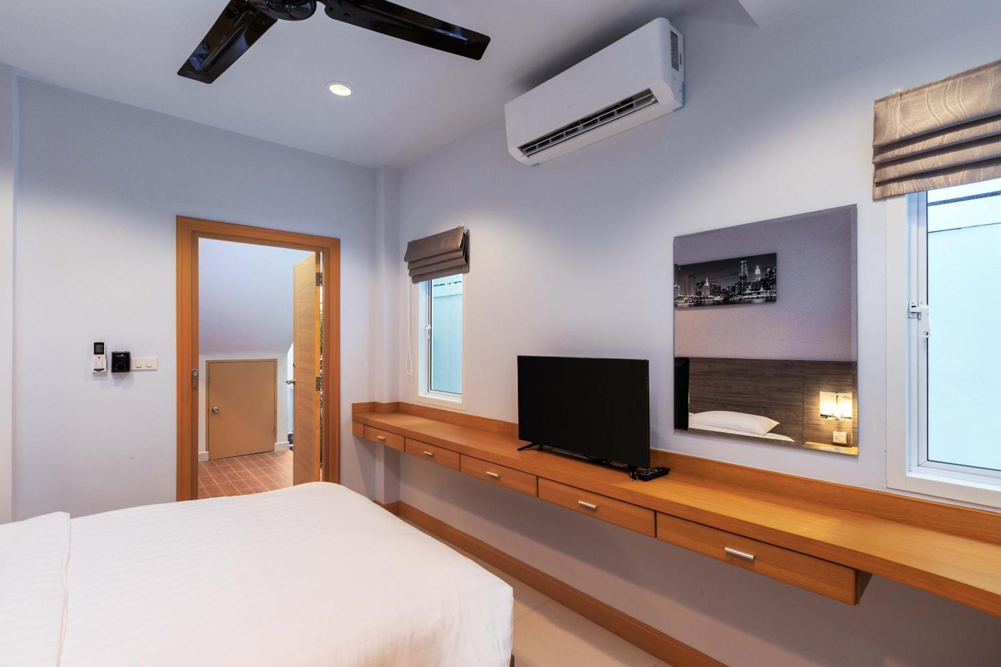 Pattaya Private Villa - Pool,Sauna,Snooker,Bbq Екстериор снимка