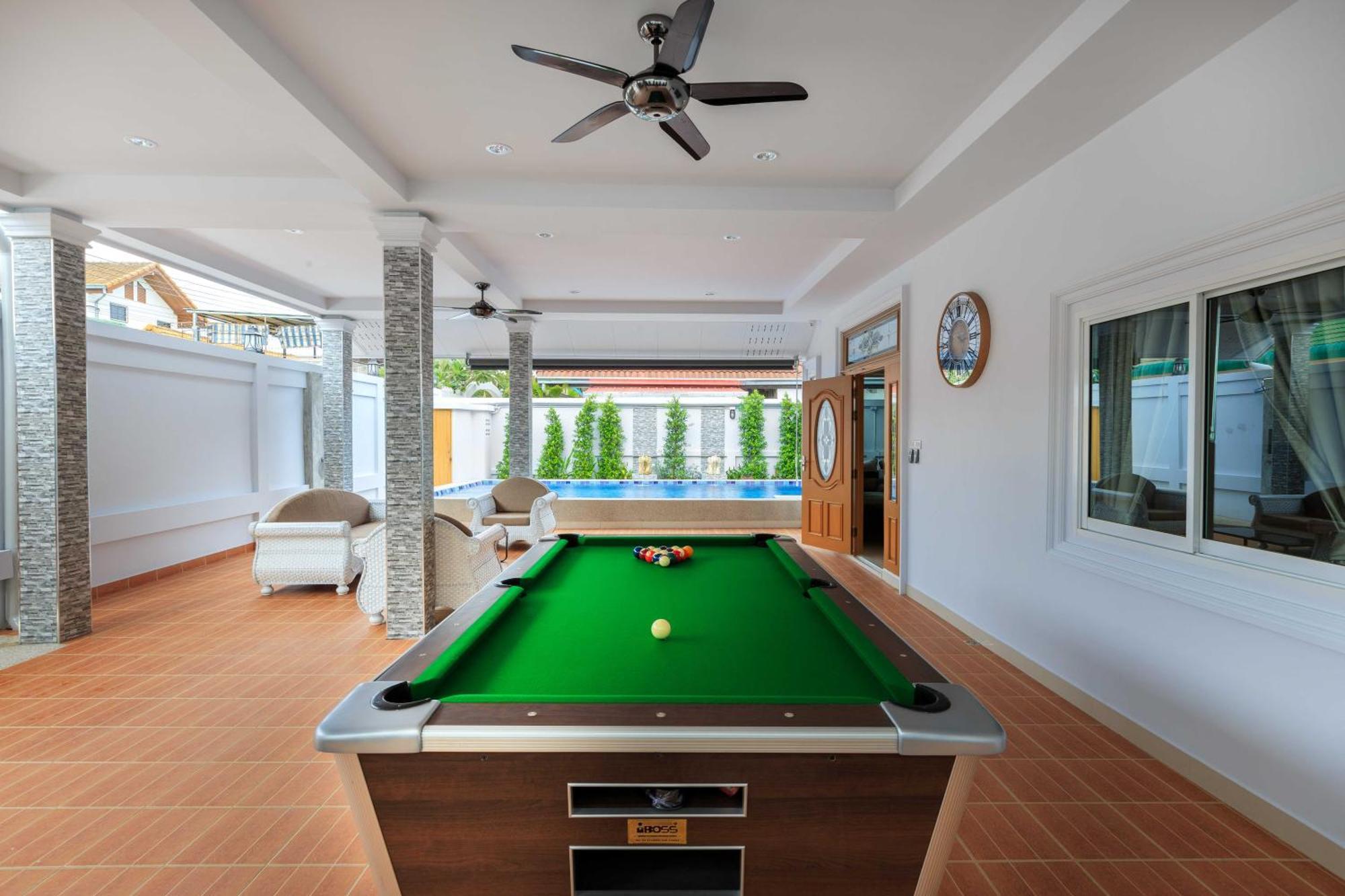 Pattaya Private Villa - Pool,Sauna,Snooker,Bbq Екстериор снимка