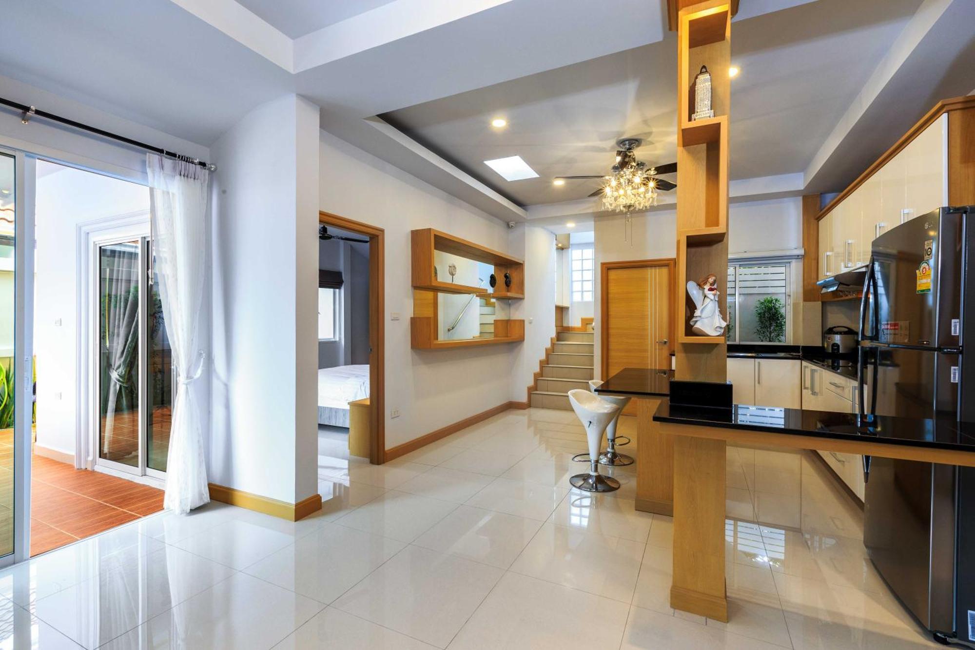 Pattaya Private Villa - Pool,Sauna,Snooker,Bbq Екстериор снимка